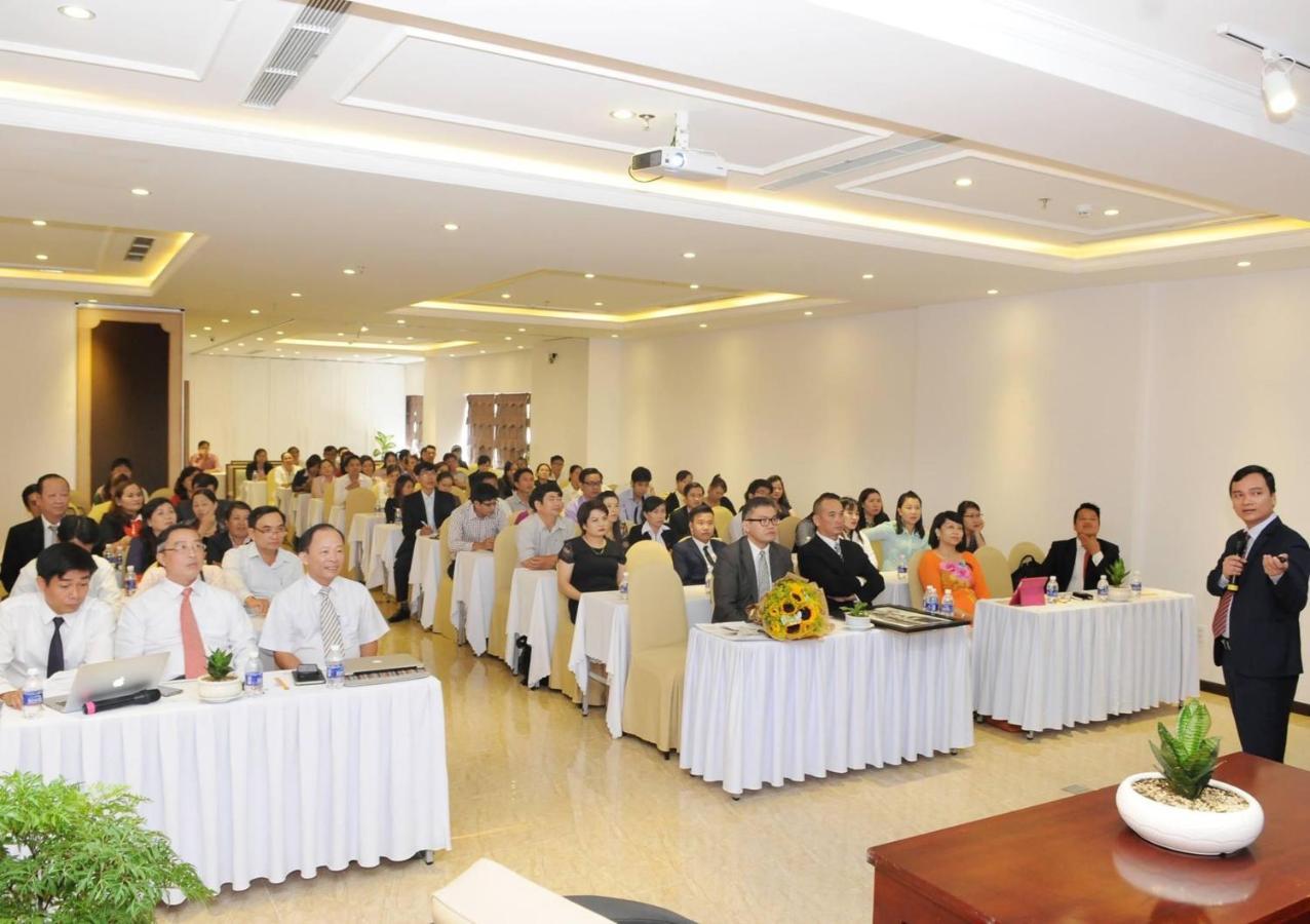 Sea Phoenix Hotel Da Nang Bagian luar foto