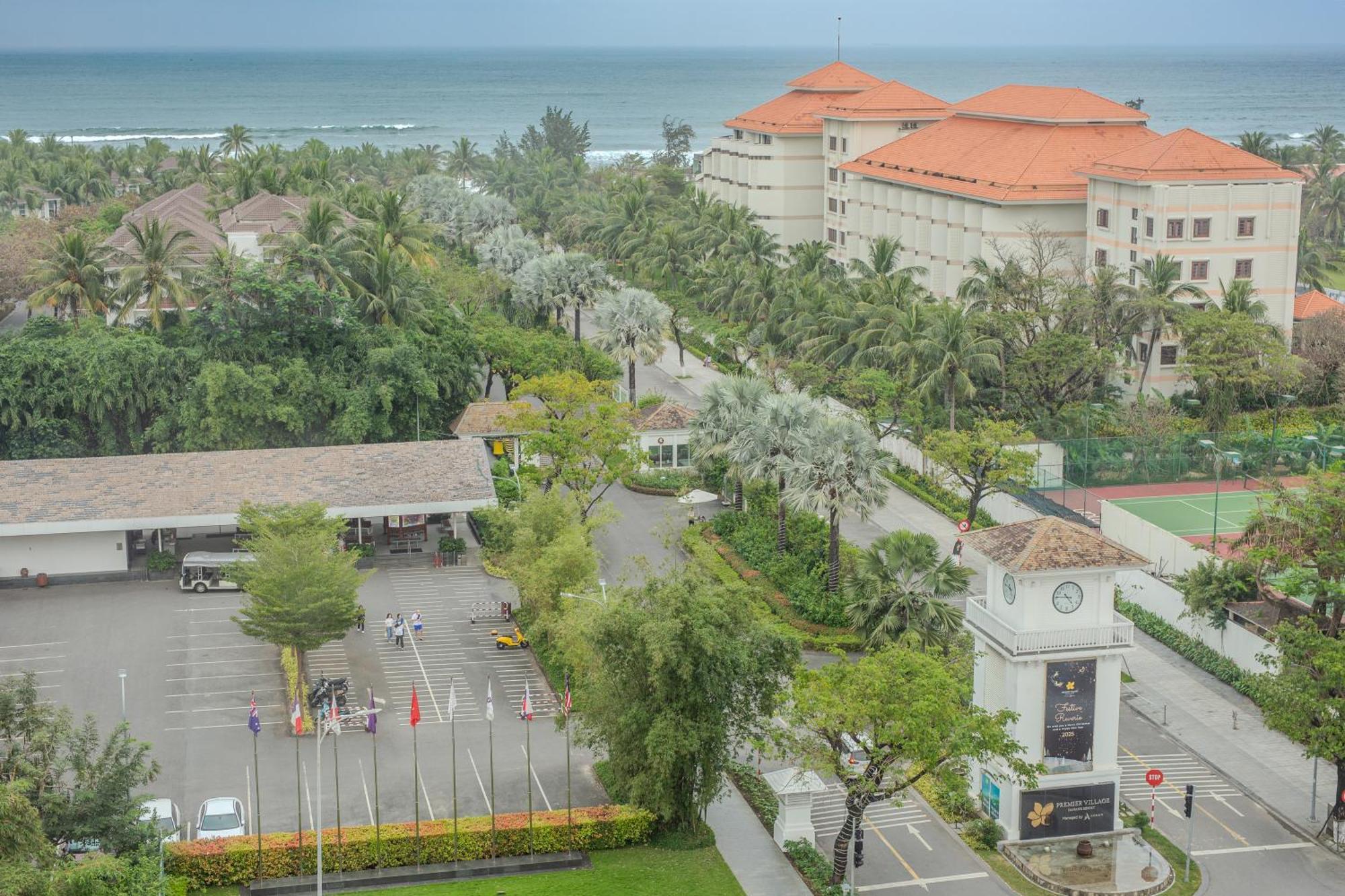Sea Phoenix Hotel Da Nang Bagian luar foto